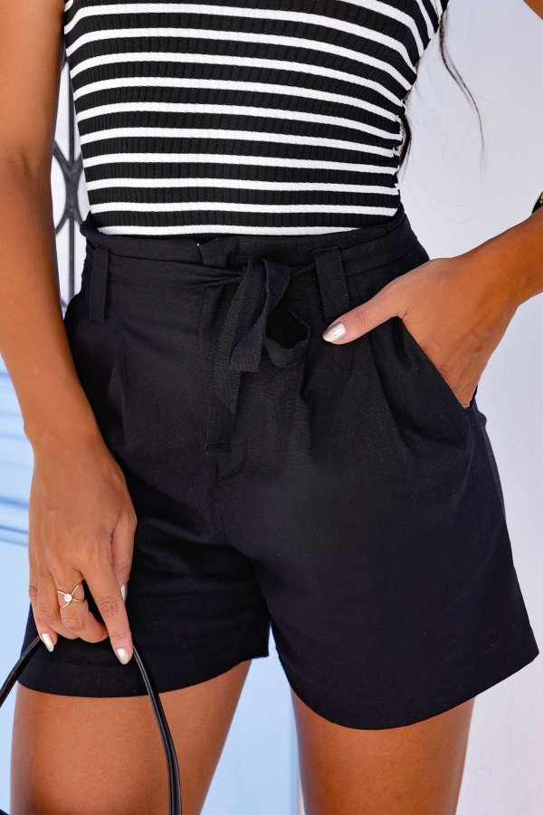 Shorts Feminino De Linho Jana Preto